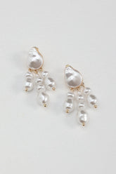 Eda Drop Pearl Earrings Gold