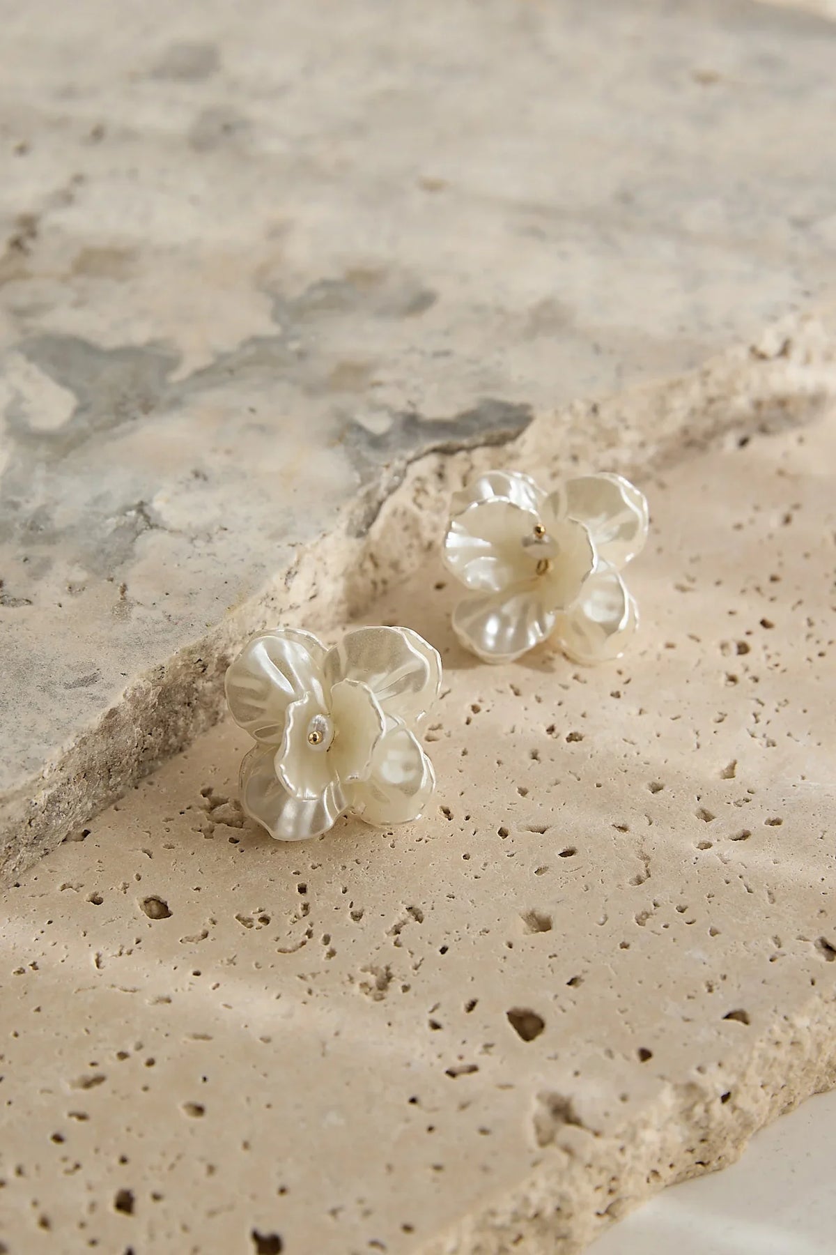 Maxine Orchid Earrings Pearl