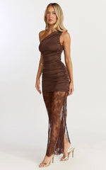 Lara Maxi Dress - One Shoulder Lace Contrast Dress In Chocolate